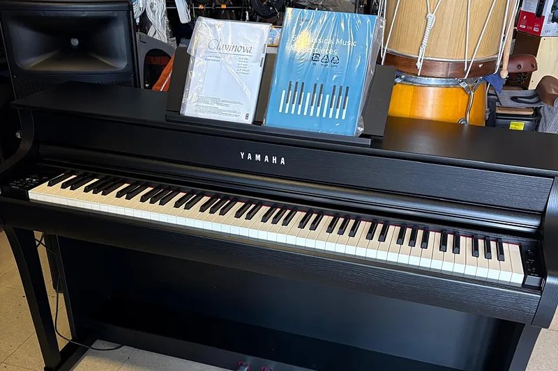 Alquiler de pianos para conciertos y bodas en Cáceres · SONIPREX